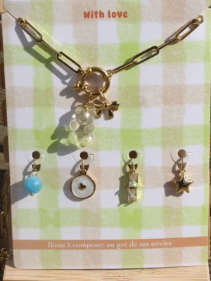 Collier Charms sur mercimadame-shop.fr